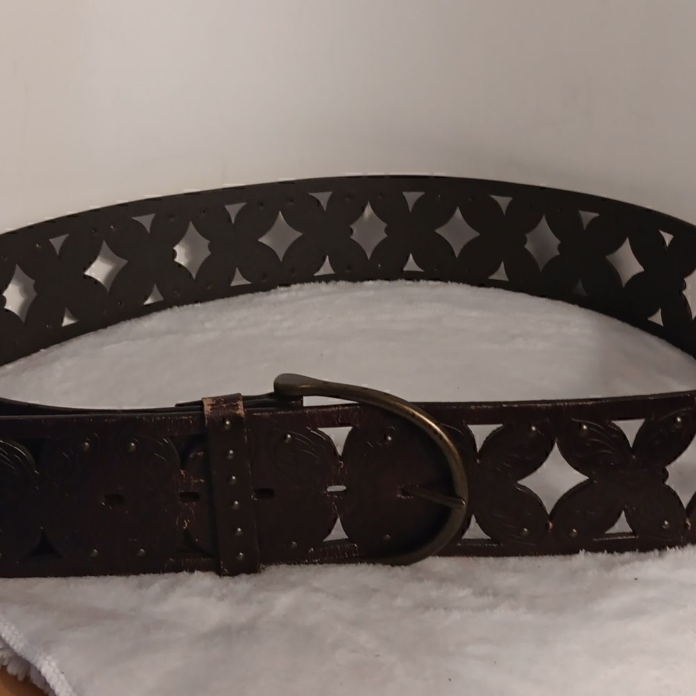 Brown Faux Leather "Butterfly" 1X Belt